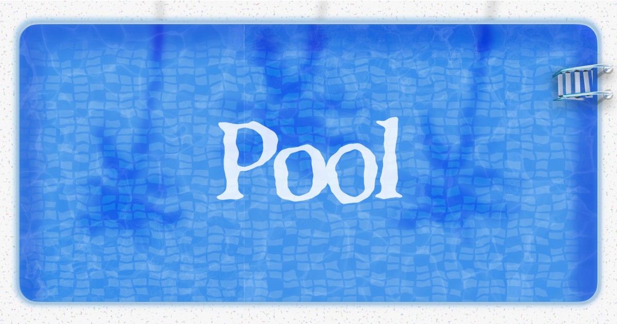 pool.day 公式サイトのキービジュアル。プールの水面に Pool のロゴが浮かぶ